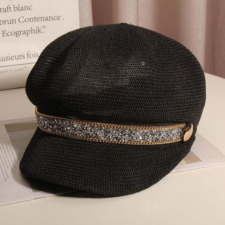 Cappello basco in paglia con catena in oro e strass argentati, elegante da donna
