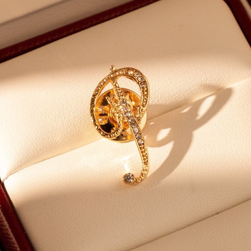 Spilla con lettera iniziale in oro 26 dell'alfabeto con strass