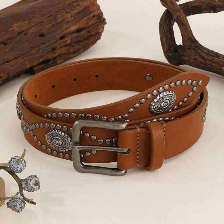 Cintura da donna in pelle con rivetti in argento anticato in stile western