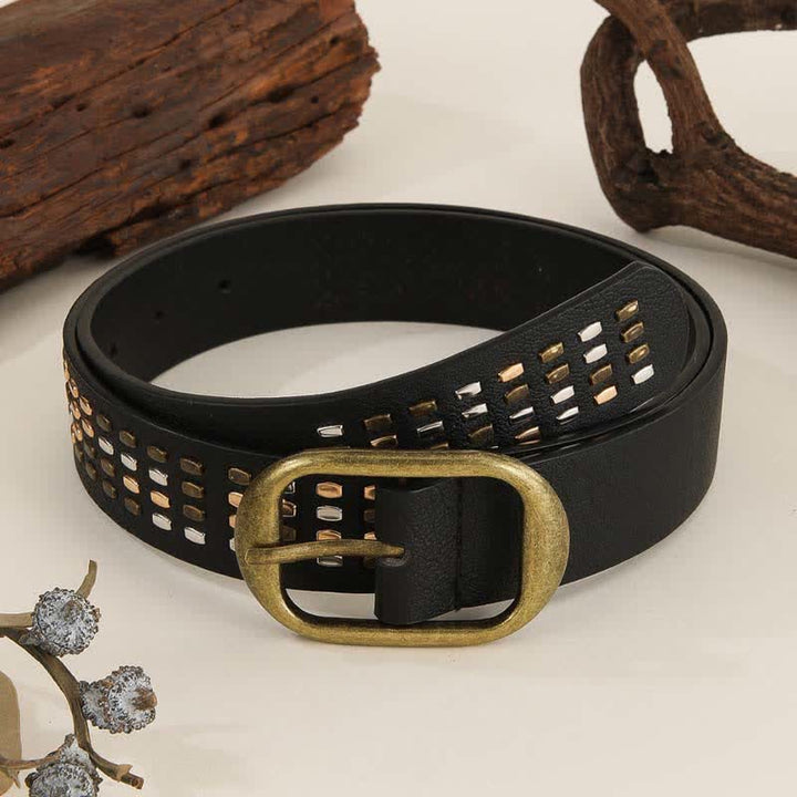 Cintura da donna in pelle nera con rivetti in metallo pesante