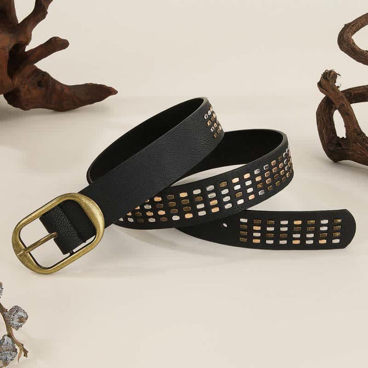 Cintura da donna in pelle nera con rivetti in metallo pesante