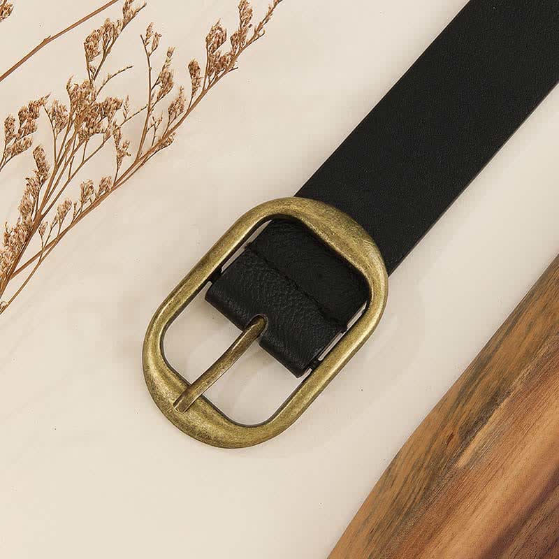 Cintura da donna in pelle nera con rivetti in metallo pesante