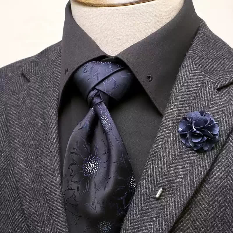 Set di 2 cravatte larghe con motivo a margherite blu navy da uomo - Marina - image 0