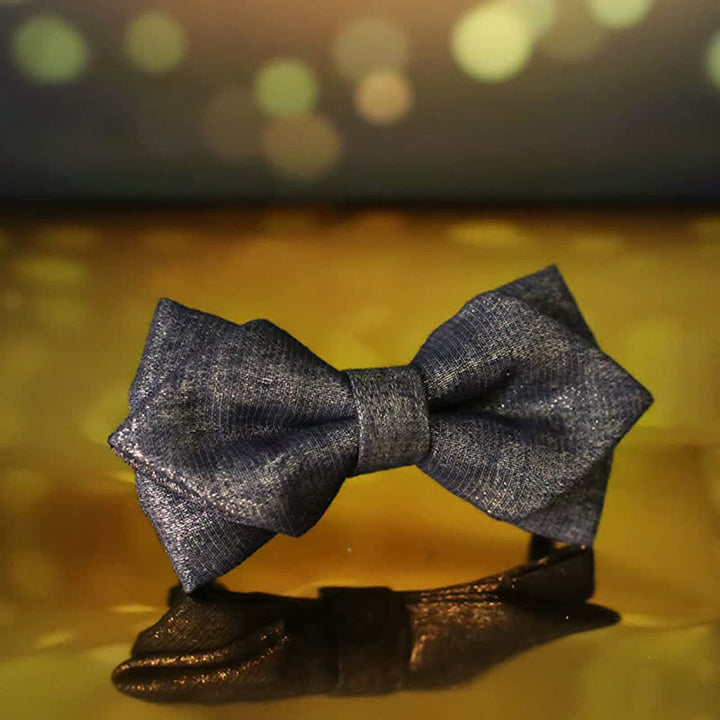 Papillon da uomo con dettagli lucidi e scintillanti in oro sottile nero