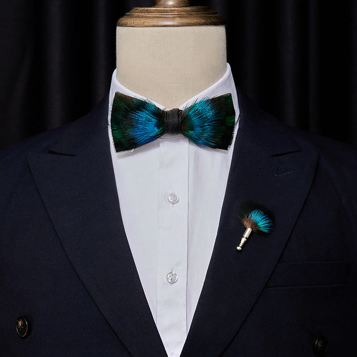 Papillon Aurora blu e verde con piume per bambini e spilla da bavero - image 2