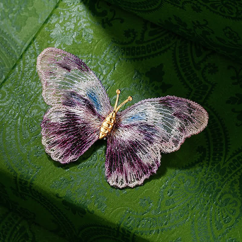Spilla a forma di farfalla ricamata delicata da donna