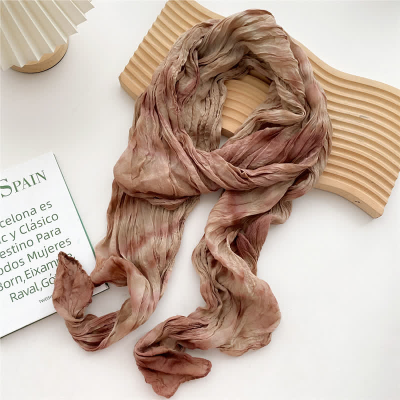 Sciarpa lunga e sottile plissettata con tecnica tie-dye da donna