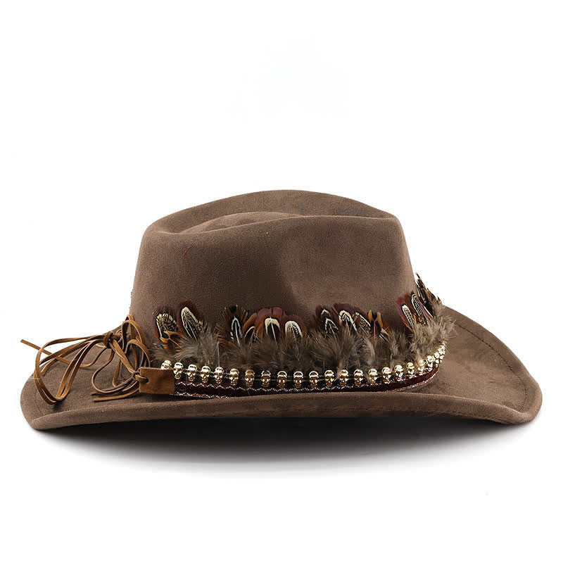 Cappello da cowboy in pelle scamosciata con fascia decorativa etnica in piume