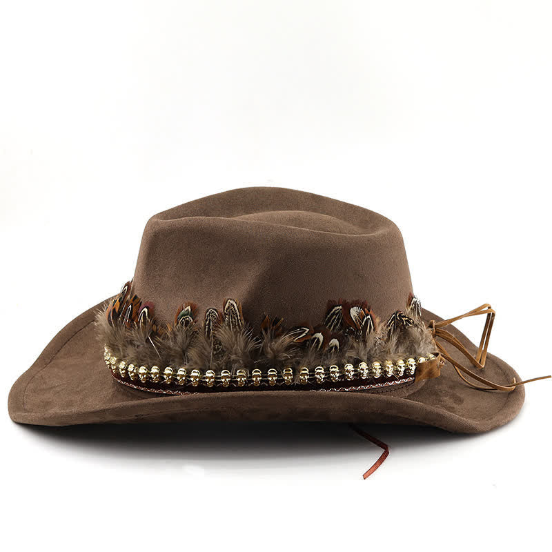Cappello da cowboy in pelle scamosciata con fascia decorativa etnica in piume