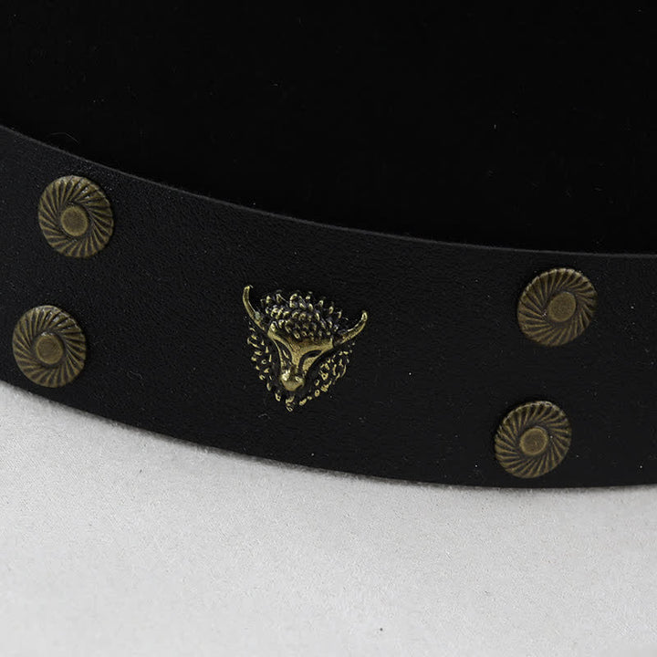 Cappello da cowboy in finta pelle scamosciata con fascia a contrasto in bianco e nero con rivetti a forma di toro