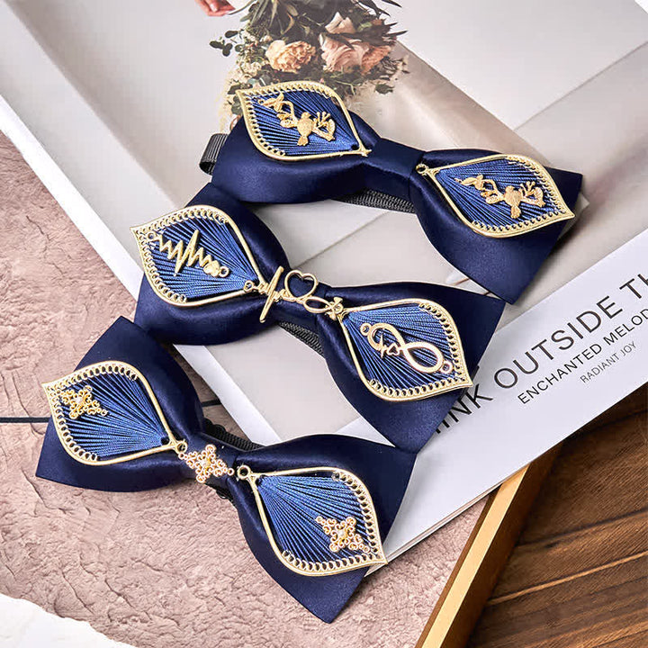 Papillon da uomo con ramo di fenice in metallo dorato blu navy
