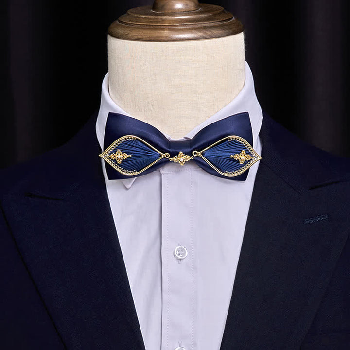 Papillon da uomo con ramo di fenice in metallo dorato blu navy