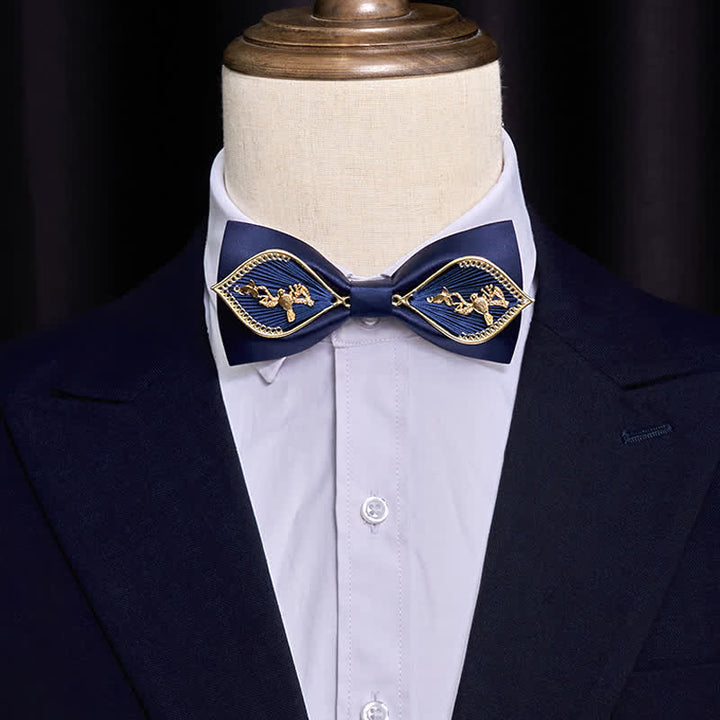 Papillon da uomo con ramo di fenice in metallo dorato blu navy