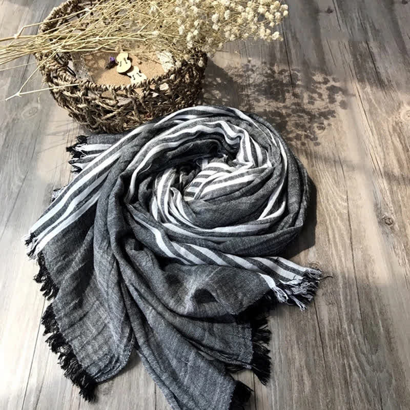 Sciarpa artistica plissettata in misto cotone sottile con motivo a strisce classiche