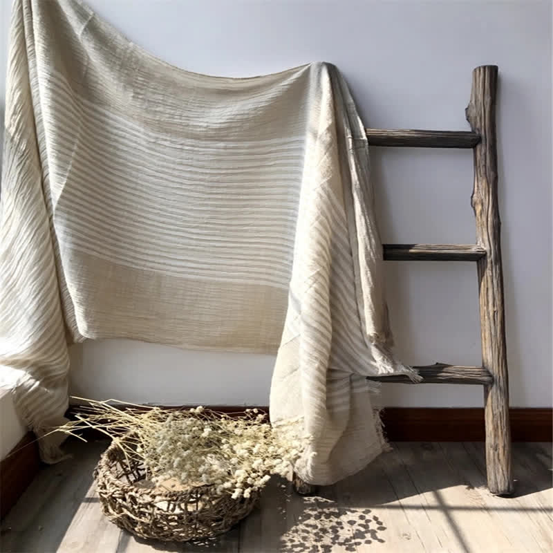 Sciarpa artistica plissettata in misto cotone sottile con motivo a strisce classiche - image 17