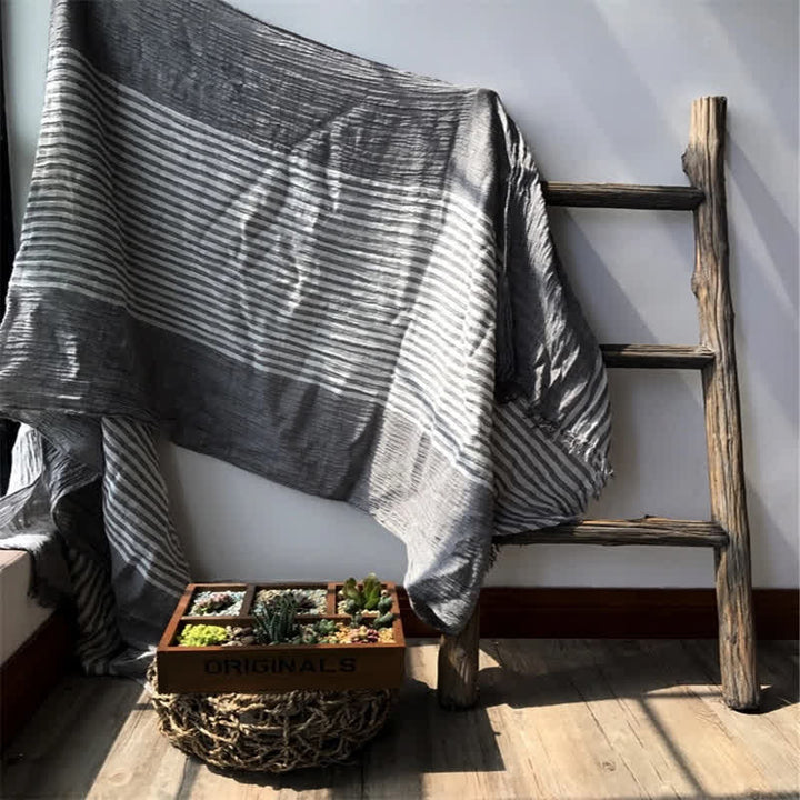 Sciarpa artistica plissettata in misto cotone sottile con motivo a strisce classiche
