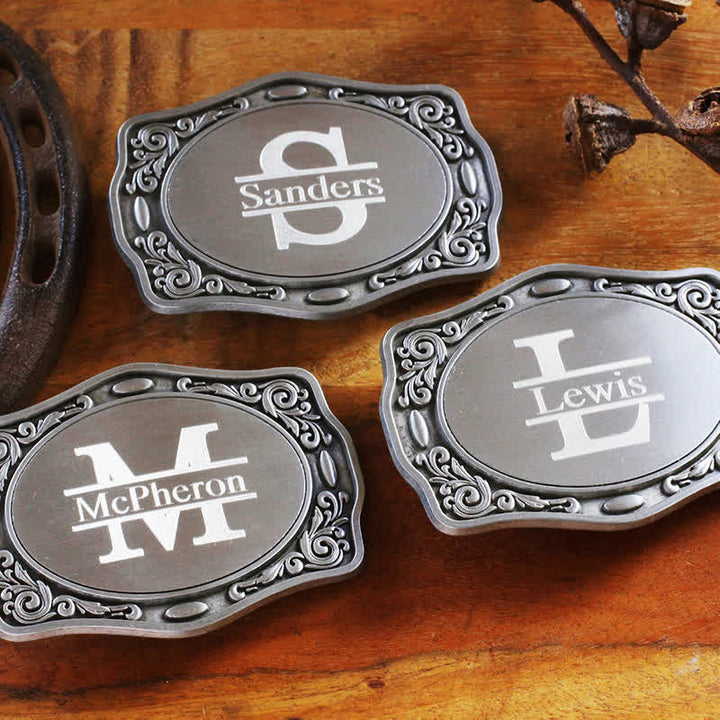 Cintura in pelle con fibbia fai da te con monogramma personalizzato in argento antico