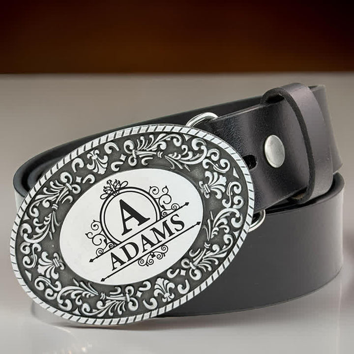 Cintura in pelle con fibbia fai da te con monogramma inciso personalizzato e nome rotondo