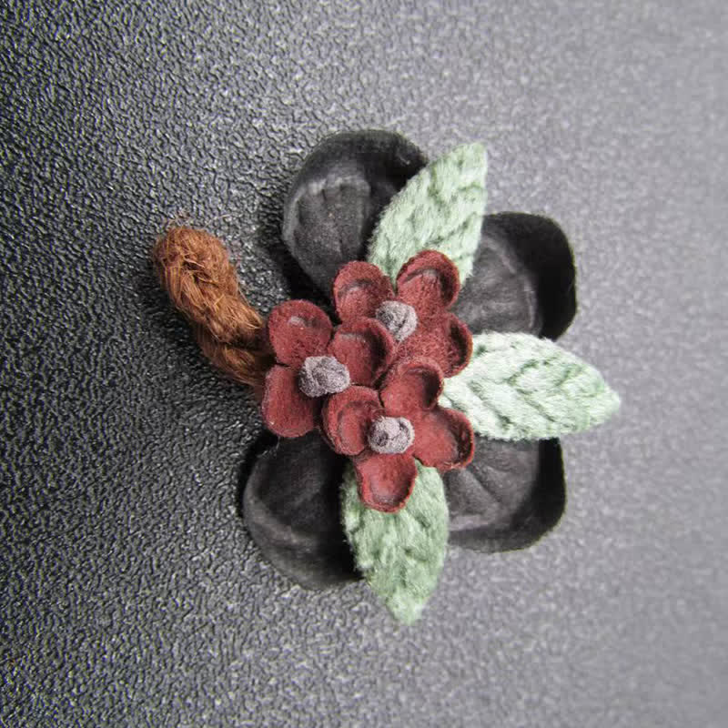 Spilla in stoffa con fiori di margherite rosse da sposa dal design originale