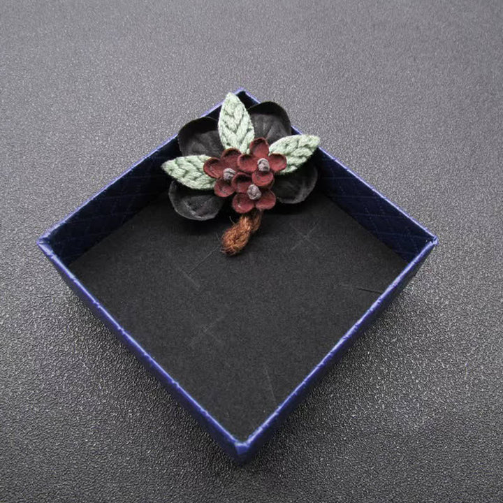 Spilla in stoffa con fiori di margherite rosse da sposa dal design originale