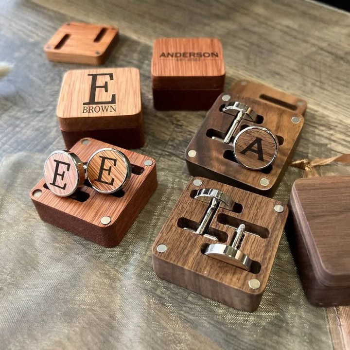 1 paio di gemelli in legno classici con nome personalizzato con scatola