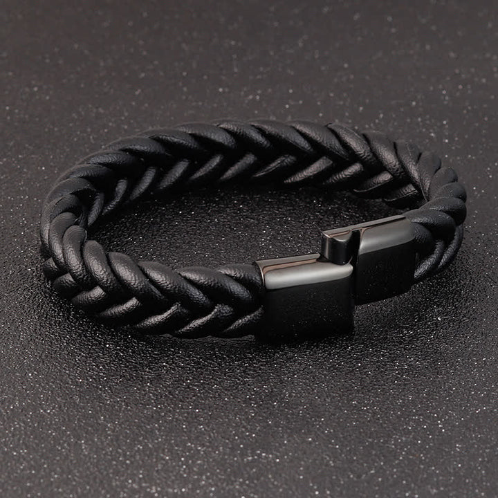 Bracciale in pelle intrecciata con nome personalizzato e chiusura magnetica