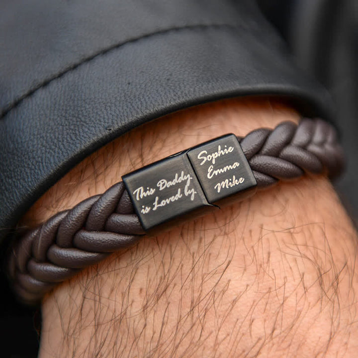 Bracciale in pelle intrecciata con nome personalizzato e chiusura magnetica