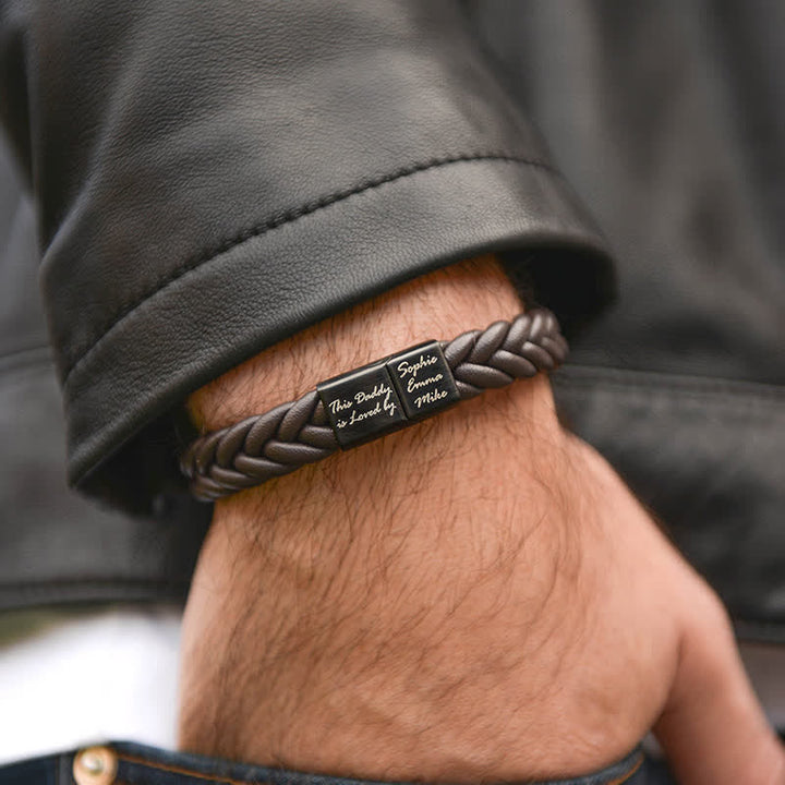 Bracciale in pelle intrecciata con nome personalizzato e chiusura magnetica