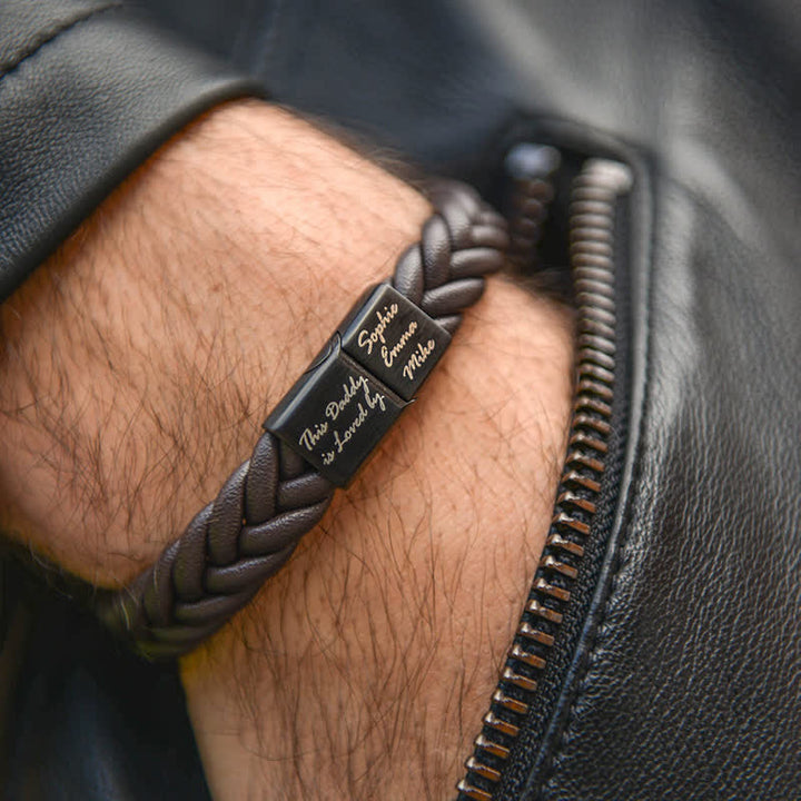 Bracciale in pelle intrecciata con nome personalizzato e chiusura magnetica