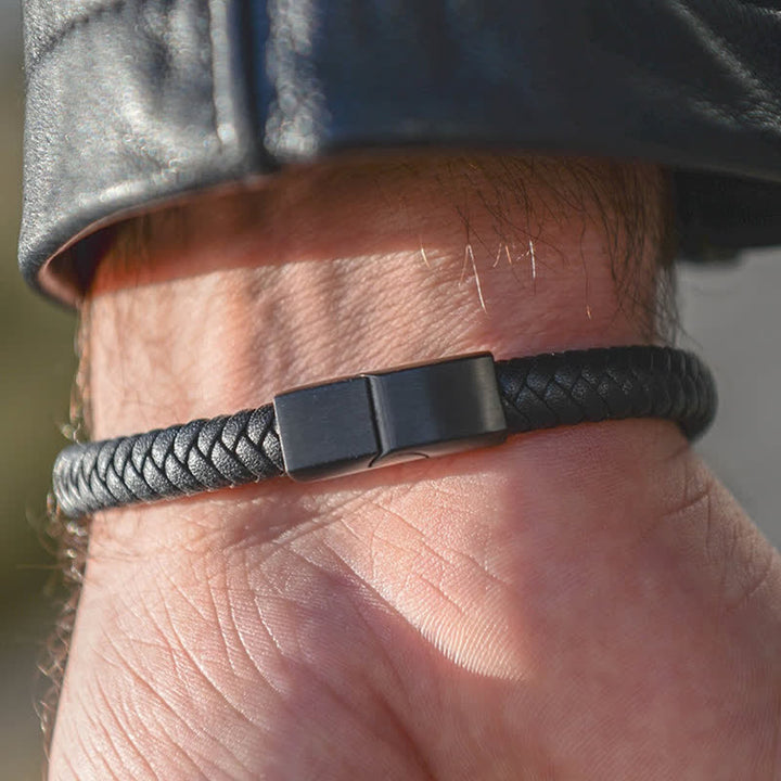 Idea regalo per anniversario con braccialetto in pelle PU con nome personalizzato
