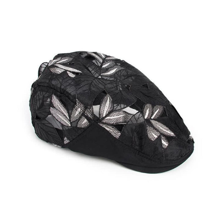 Cappello basco da donna con ricamo a foglie e rete traforata