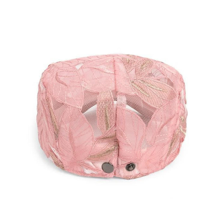 Cappello basco da donna con ricamo a foglie e rete traforata