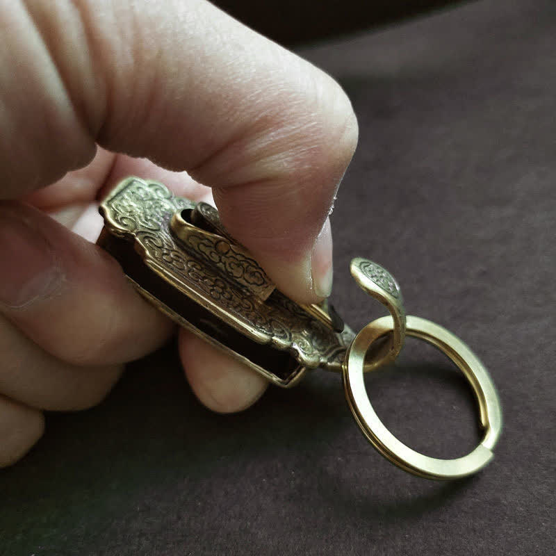 Portachiavi con fibbia in ottone massiccio e clip per cintura, modello vintage
