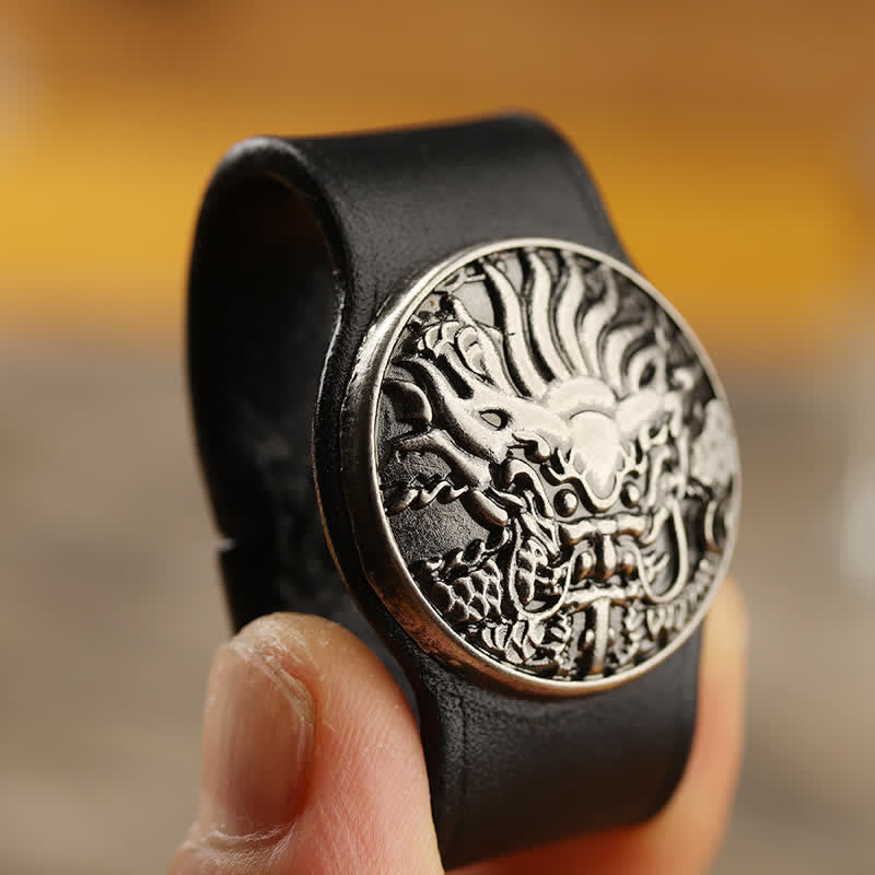 Anello di fissaggio per cintura in vera pelle con decorazione per la vita
