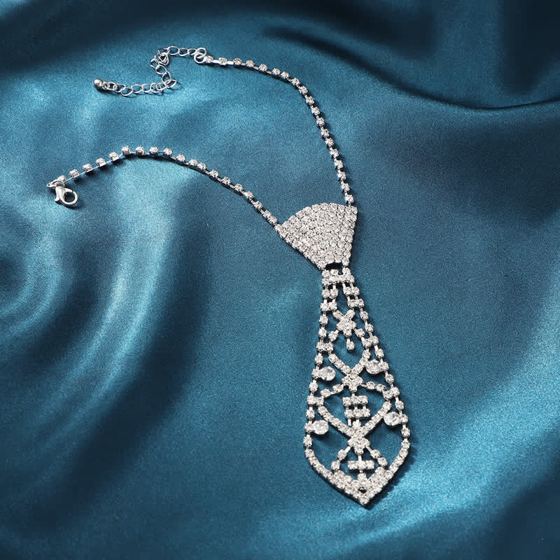 Collana con cravatta creativa con strass di cristallo per feste