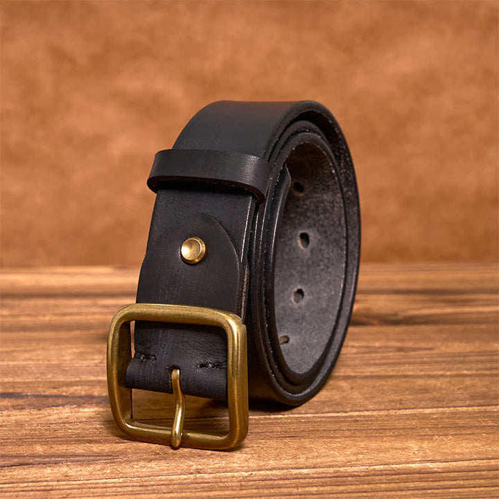 Cintura in pelle con fibbia quadrata in ottone vintage semplice ed elegante