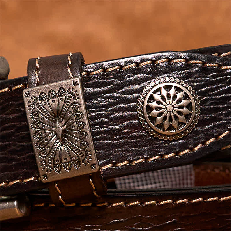 Cintura da uomo in pelle piena fiore con decorazioni vintage a rivetti