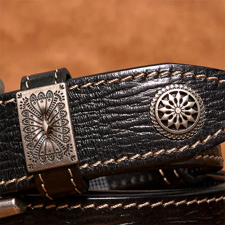 Cintura da uomo in pelle piena fiore con decorazioni vintage a rivetti