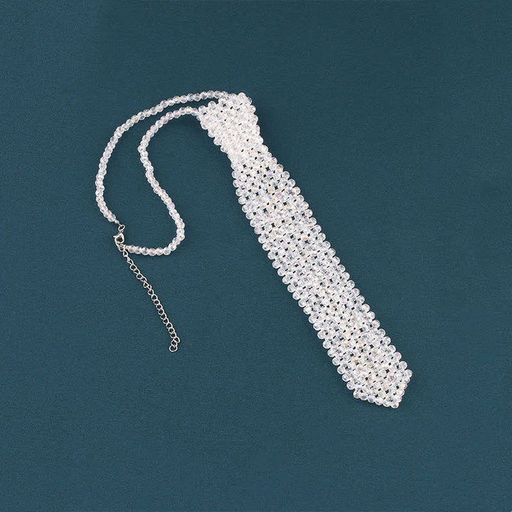Collana con cravatta creativa in cristallo artificiale fatta a mano