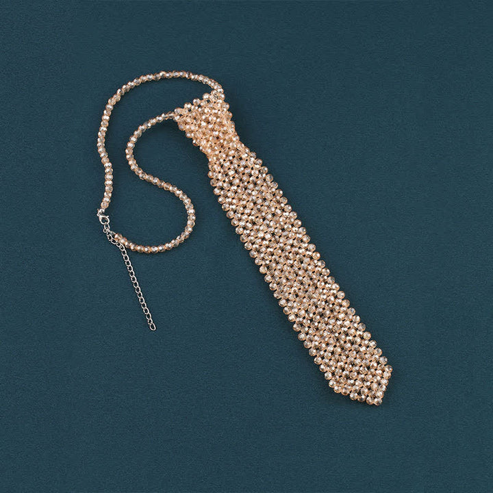 Collana con cravatta creativa in cristallo artificiale fatta a mano
