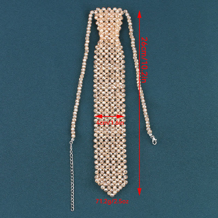 Collana con cravatta creativa in cristallo artificiale fatta a mano