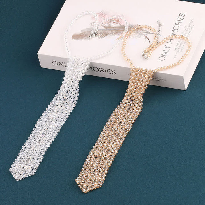 Collana con cravatta creativa in cristallo artificiale fatta a mano