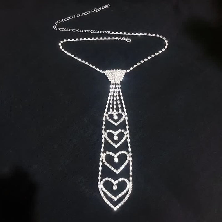 Collana con cravatta creativa a forma di cuore con strass di lusso - image 2