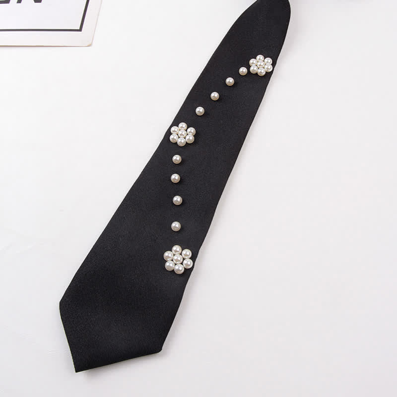 Elegante cravatta creativa tempestata di perle artificiali