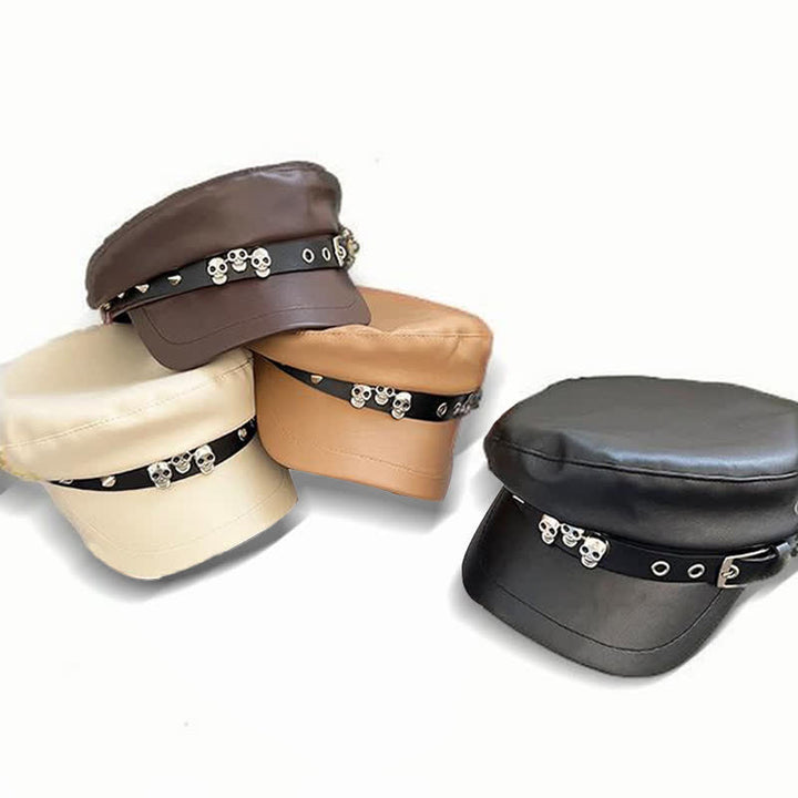 Cappello basco unisex in pelle con teschio borchiato in stile scuro