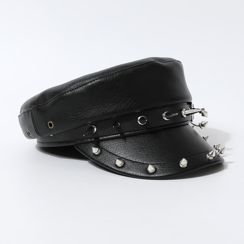 Cappello basco in pelle nera con borchie a forma di cuore in stile hip-hop