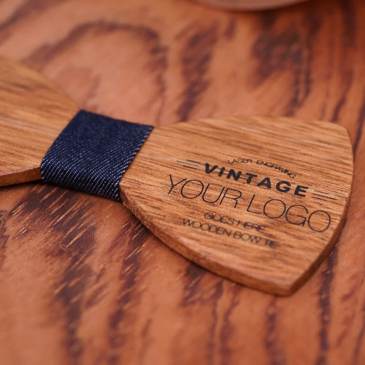 Papillon da uomo in legno di begonia inciso con nome personalizzato per matrimonio - image 2