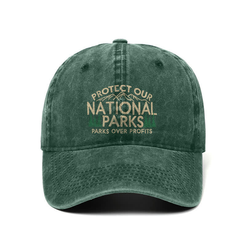 Proteggiamo i nostri parchi nazionali, i parchi prima del profitto. Cappellino da baseball regolabile