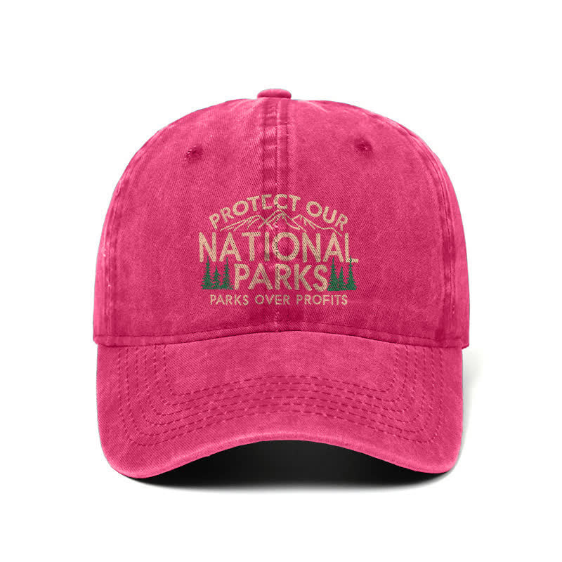 Proteggiamo i nostri parchi nazionali, i parchi prima del profitto. Cappellino da baseball regolabile