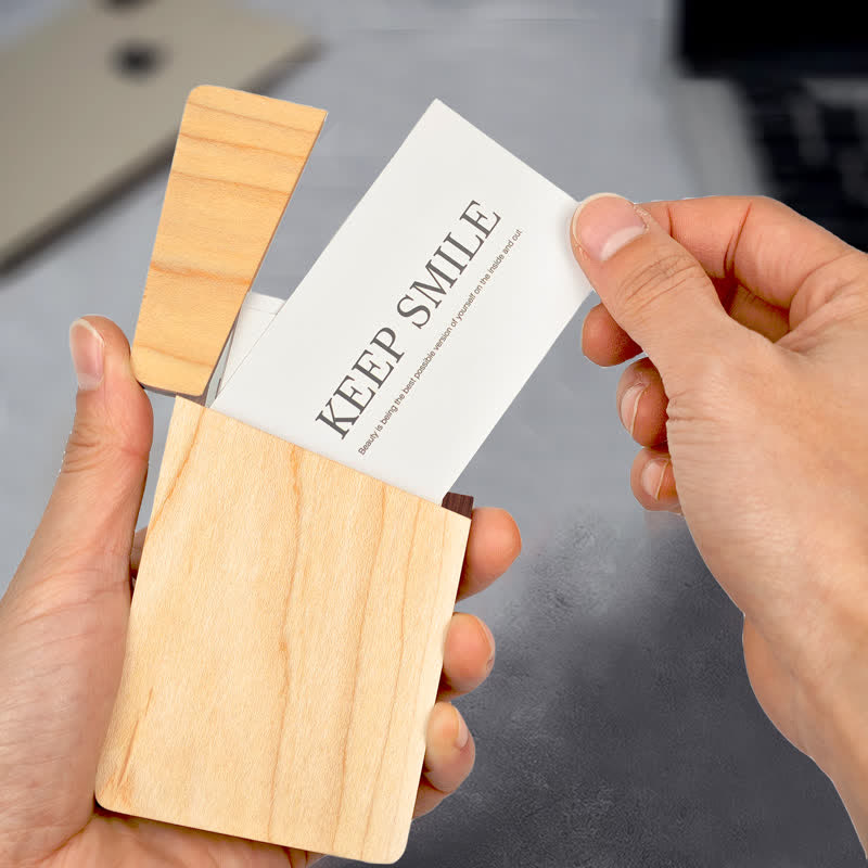 Porta biglietti da visita in legno con nome inciso personalizzato - Acero - image 11